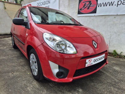 RENAULT TWINGO II - INITIALE