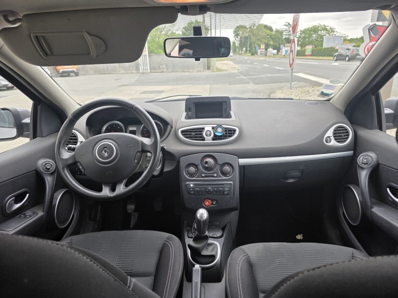 RENAULT CLIO Estate III dCi 85 eco2 Dynamique TomTom
