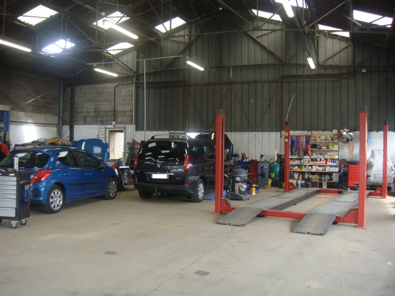 MAREUIL AUTOMOBILES