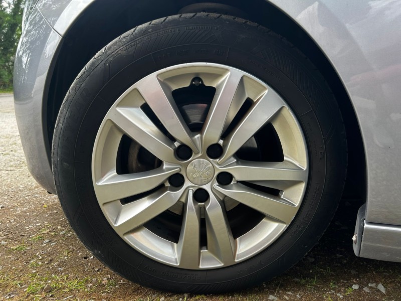 PEUGEOT 308 1.5 Bluehdi 130 cv - Active Business