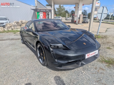 PORSCHE Taycan - Turbo S 760