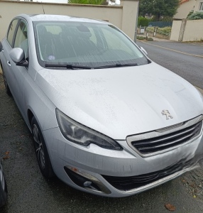 PEUGEOT - 308 - 1.2 PURE TECH 
