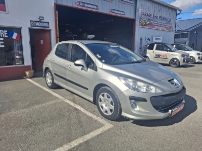 PEUGEOT 308 1.6 HDI 110 - CONFORT PACK 